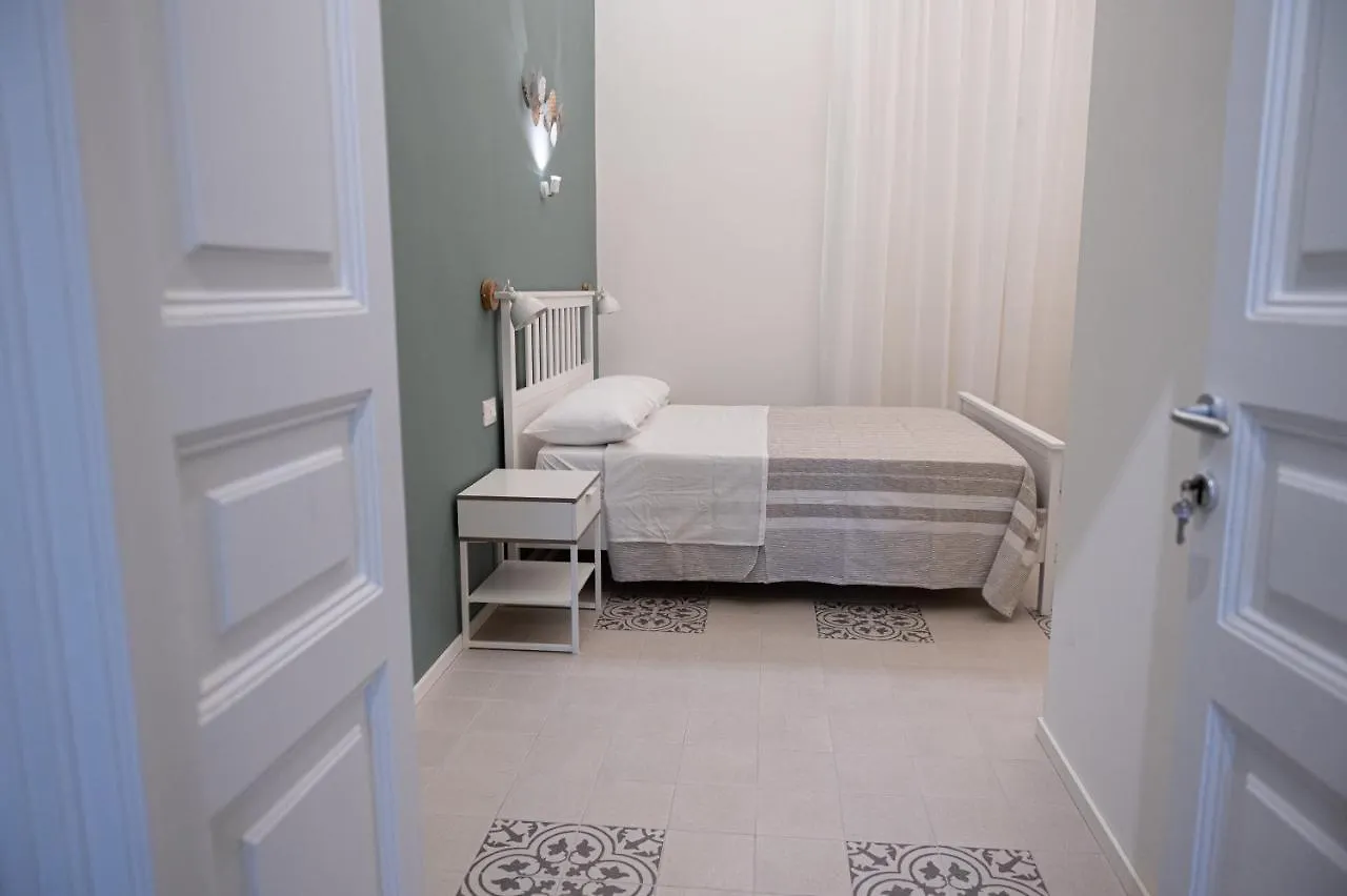 Ursino'S Luxury Bed & Breakfast Katanya
