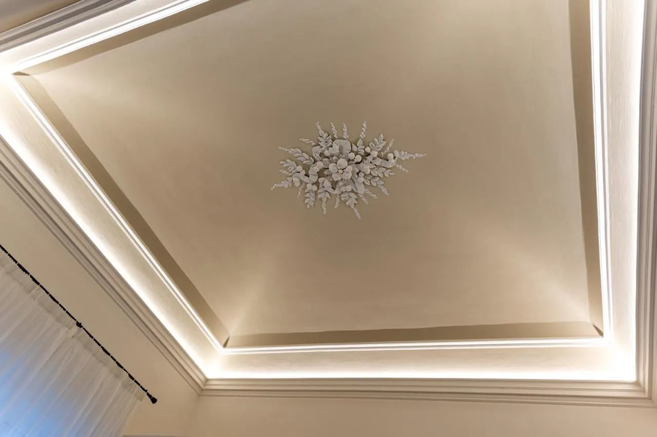 Ursino'S Luxury Bed & Breakfast Katanya
